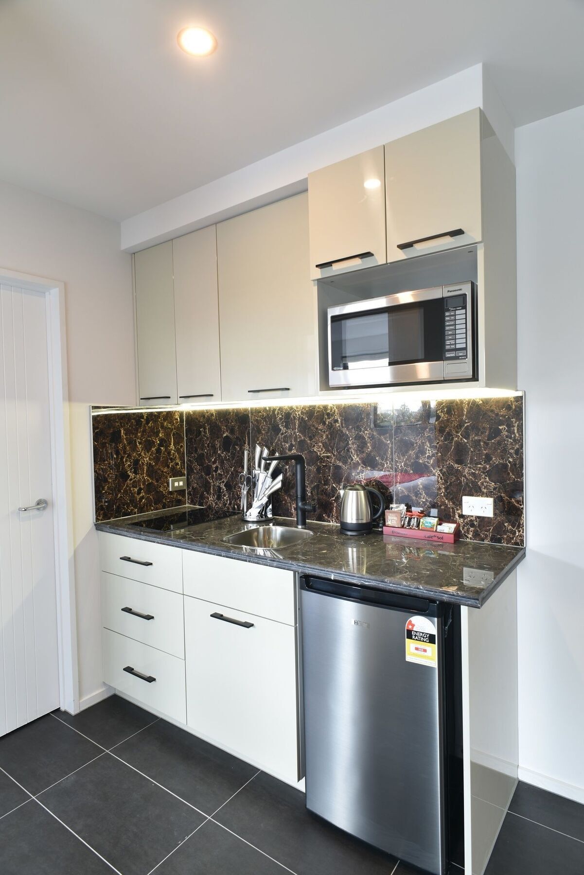 Bealey Plaza Motel Christchurch Exteriér fotografie A modern kitchen