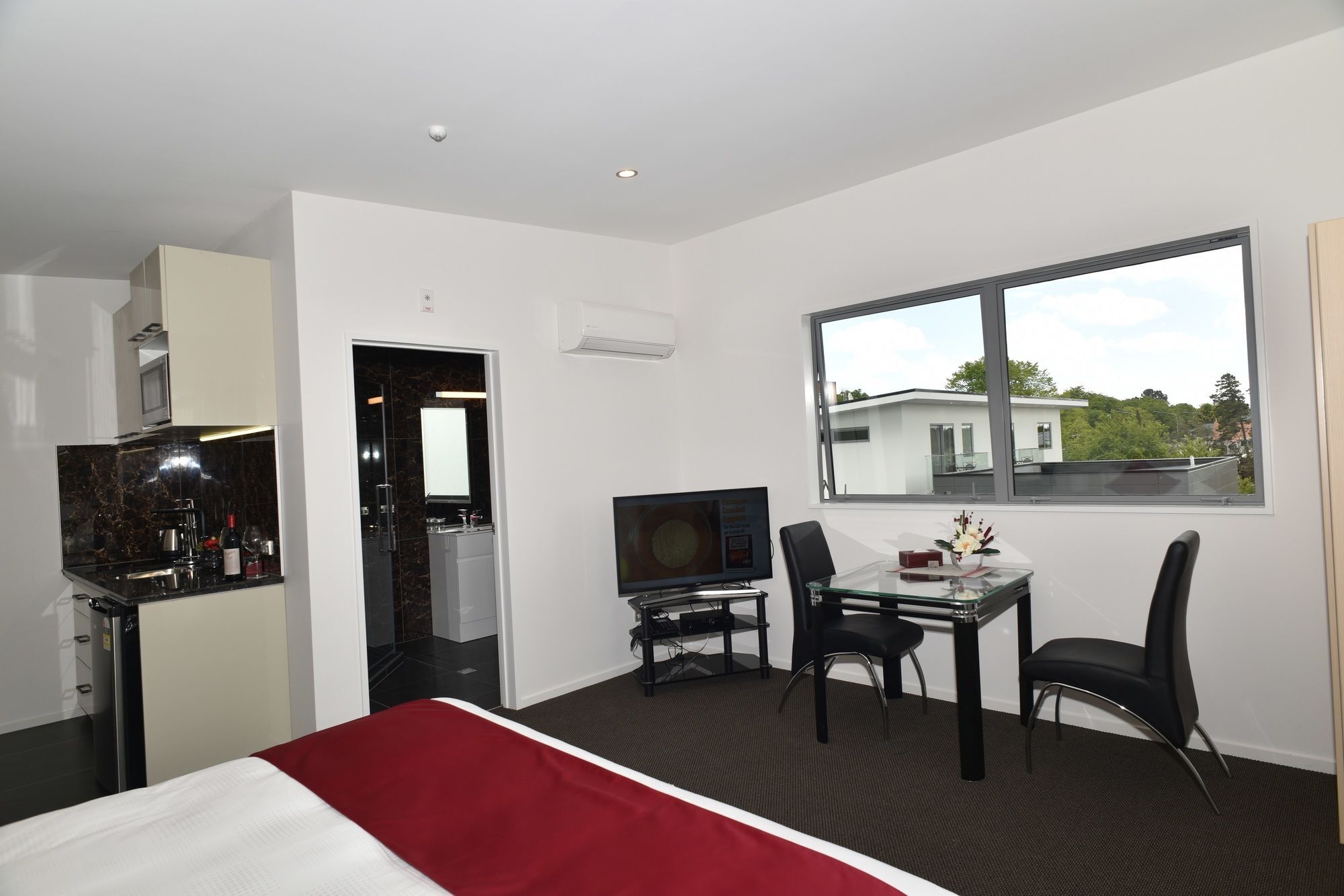 Bealey Plaza Motel Christchurch Exteriér fotografie A typical studio apartment